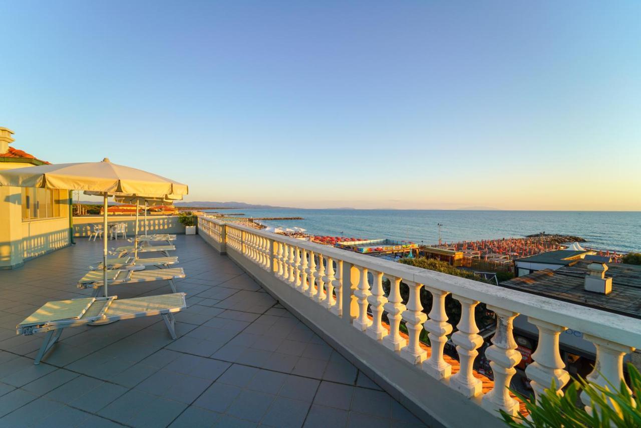 Hg Hotel Il Settebello Марина ди Чечина Екстериор снимка