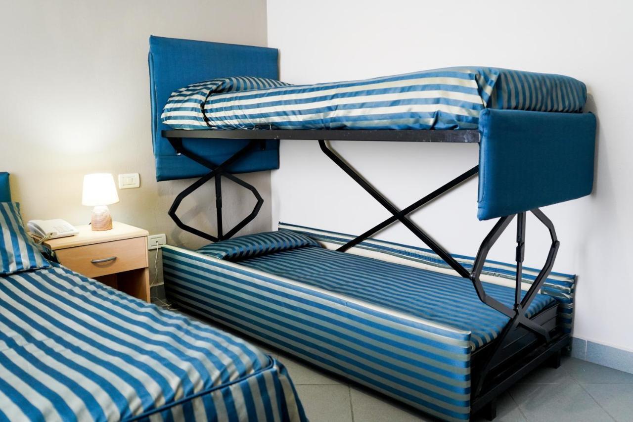 Hg Hotel Il Settebello Марина ди Чечина Екстериор снимка